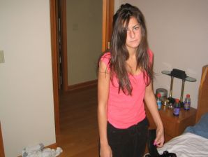 Восточная малышка развлекается со своим парнем голая. Эскиз 8