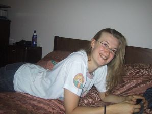 Tall blonde with wide hips undressed at home and showed boobs. Thumb 32