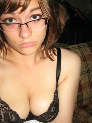 A girl with large breasts poses in clothes and then undresses. Part 2. Thumb 49