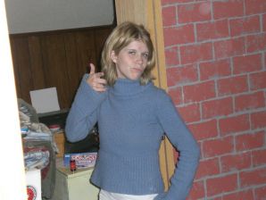 A young student drank excess and spread her legs. Thumb 24