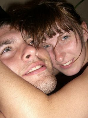 Аппетитная студентка сняла с себя все и показала бритую письку. Эскиз 25