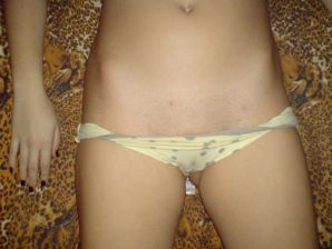 The girl undressed in front of her boyfriend and showed her wet pussy. Thumb 11