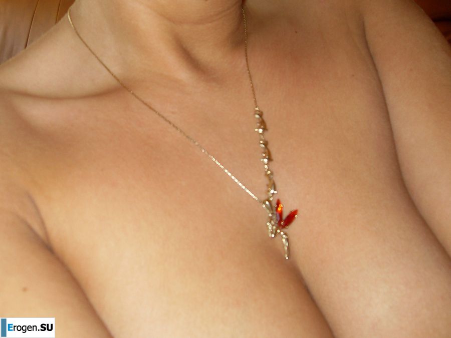 Шаловливые мама и дочка показывают трусики. Фото 7