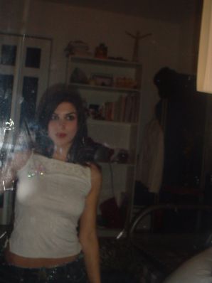 A young girl has sex with a guy and poses for the camera. Thumb 28