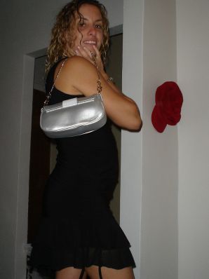 Две блондинки разделись и занялись страстным сексом. Часть 2. Эскиз 40