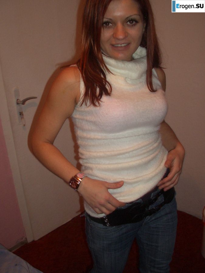 Озорные шалуньи трогают друг друга за сиськи. Часть 2. Фото 11