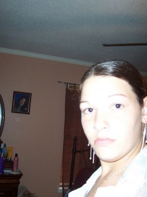 The brunette danced a striptease, undressed and spread her legs. Thumb 11