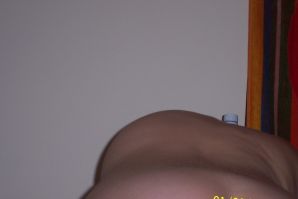 The brunette danced a striptease, undressed and spread her legs. Thumb 26