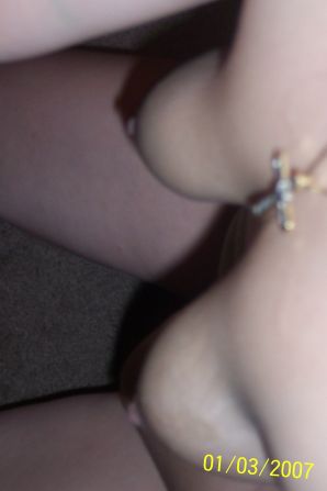 The brunette danced a striptease, undressed and spread her legs. Thumb 31