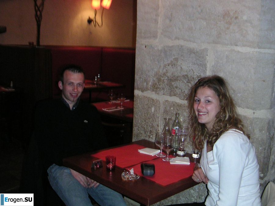 A girl shows a beautiful body to a guy and caresses herself. Photo 28