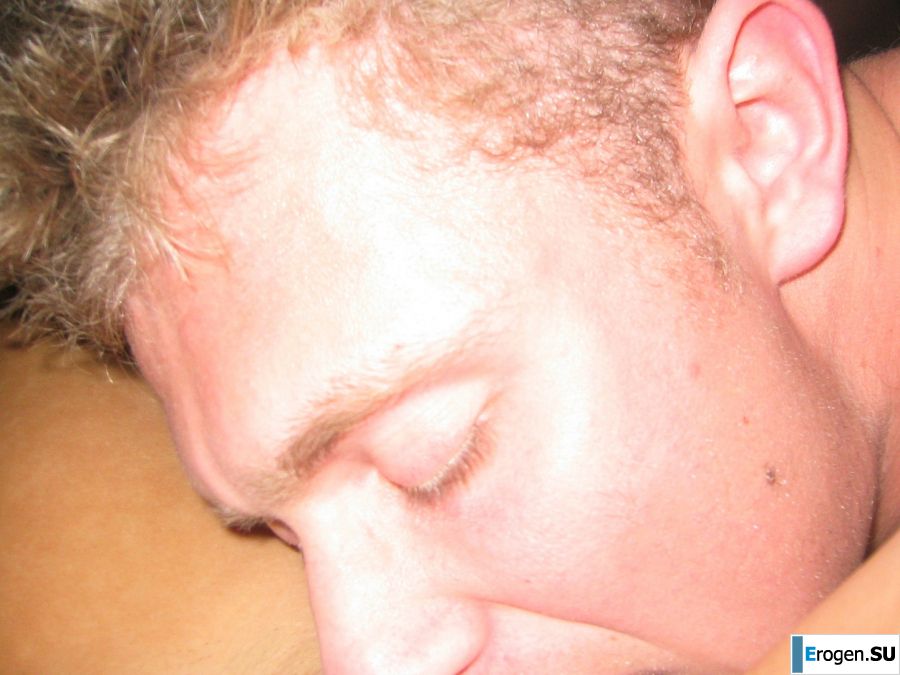 Oriental babe is having fun with her boyfriend naked. Part 2. Photo 12