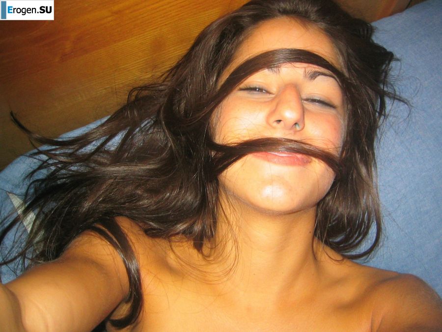 Oriental babe is having fun with her boyfriend naked. Part 2. Photo 20