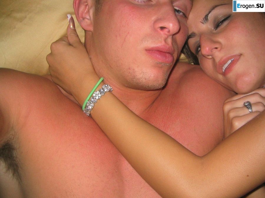 Oriental babe is having fun with her boyfriend naked. Part 2. Photo 33