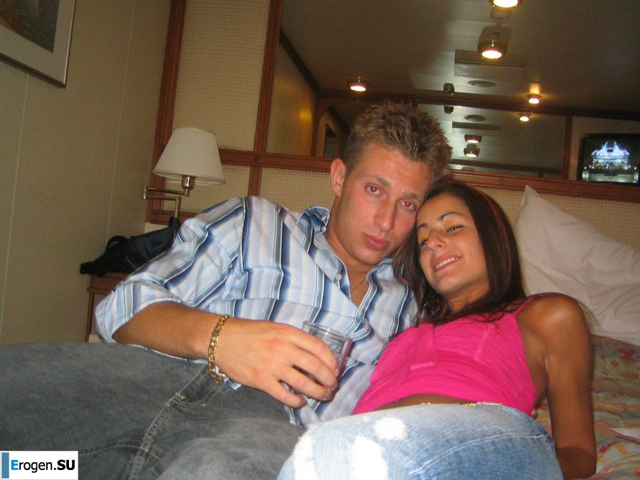 Oriental babe is having fun with her boyfriend naked. Part 2. Photo 40