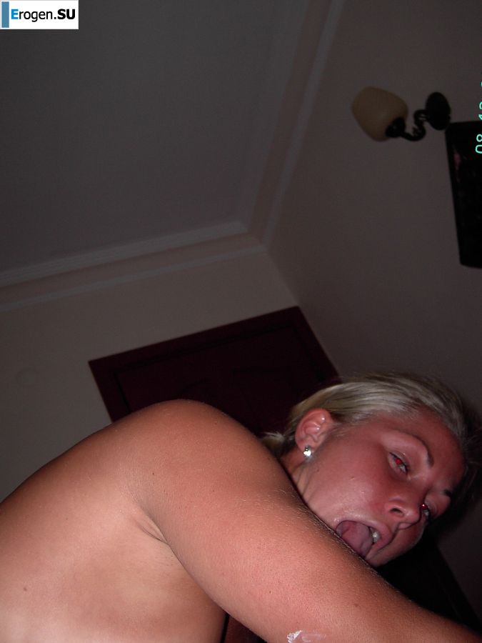 Спортивная девушка показала упругие сиськи. Фото 31