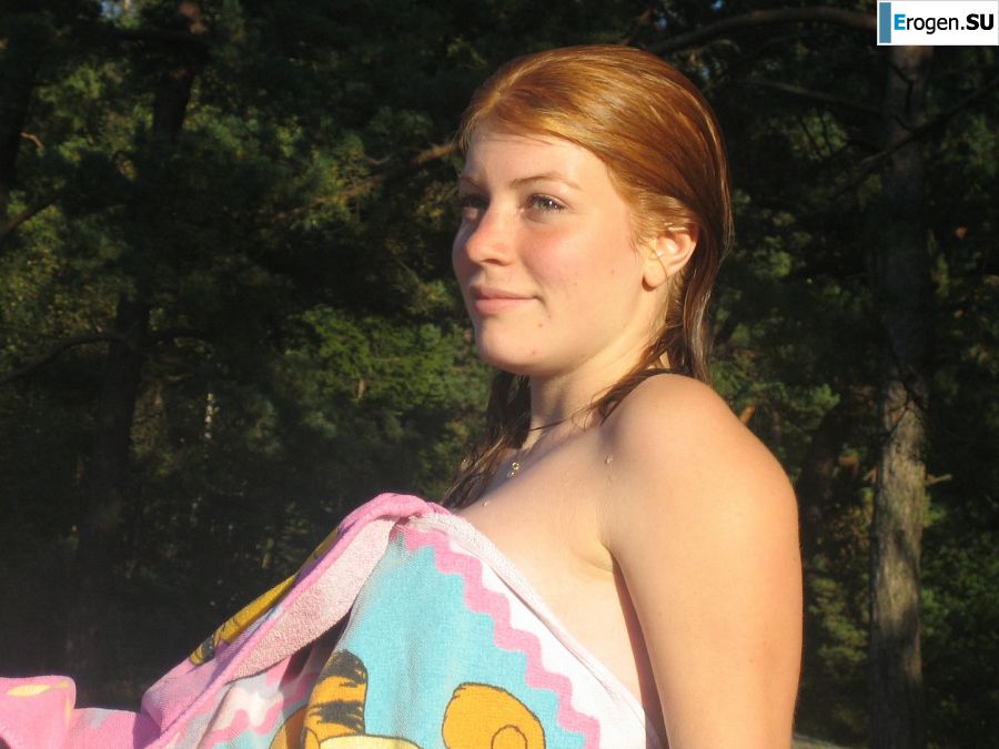 Naughty student with a furry pussy naked bathes in the lake. Photo 29