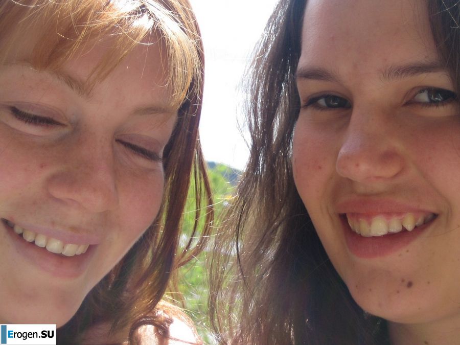 Naughty student with a furry pussy naked bathes in the lake. Photo 42