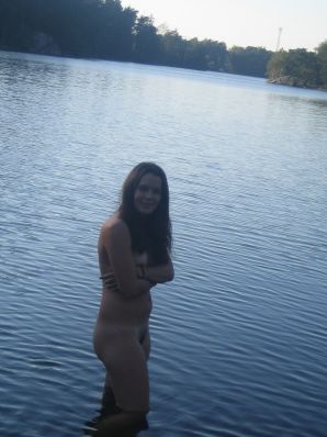 Naughty student with a furry pussy naked bathes in the lake. Thumb 10