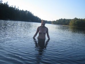Naughty student with a furry pussy naked bathes in the lake. Thumb 8
