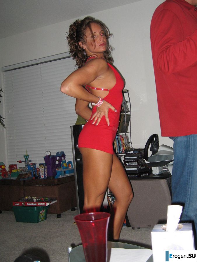 Сестрички теребят друг друга за соски и вылизывают киски. Фото 29