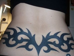 A student with a pierced nipple and tattoos undressed and showed a pussy. Thumb 20