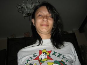 A student with a slender waist takes off her clothes on camera. Thumb 16