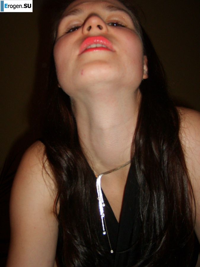 Role games of a bright brunette in a short skirt and her boyfriend. Part 2. Photo 5