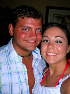 Парень вылизывает киску своей девушке на отдыхе. Часть 2. Эскиз 12