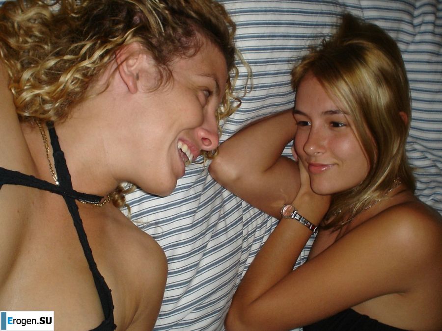 Две блондинки разделись и занялись страстным сексом. Часть 3. Фото 13