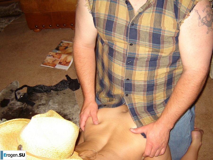 Boys licked a girlfriend's huge breasts at a party. Photo 16