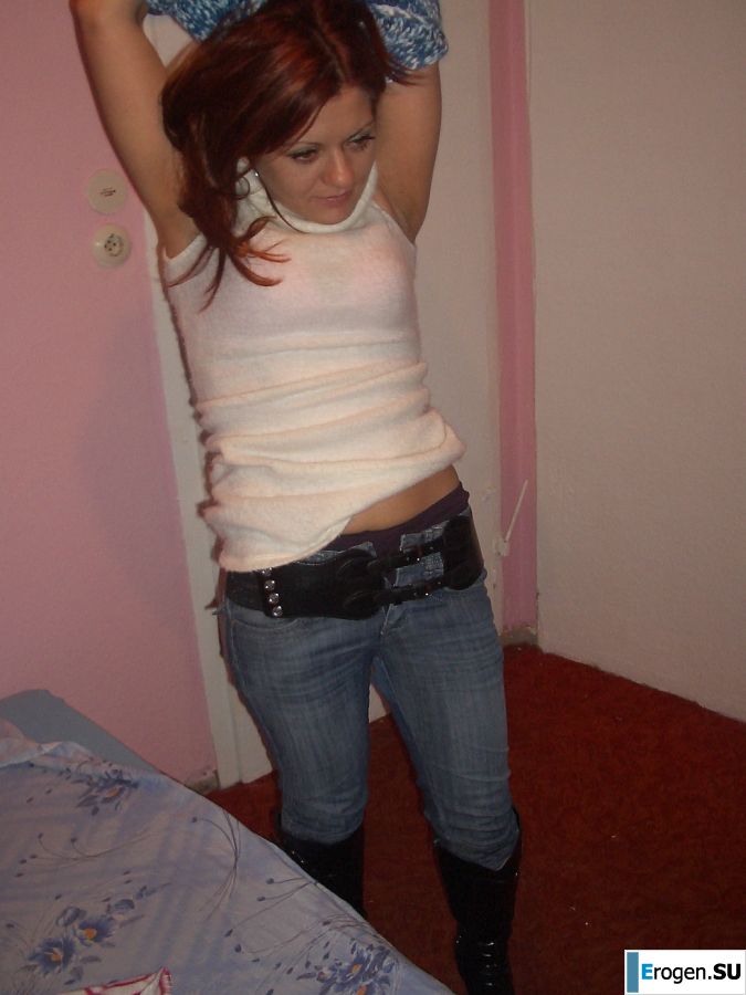 Озорные шалуньи трогают друг друга за сиськи. Часть 3. Фото 11