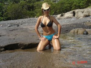 A woman with beautiful tits poses in a swimsuit and without it. Part 2. Thumb 36