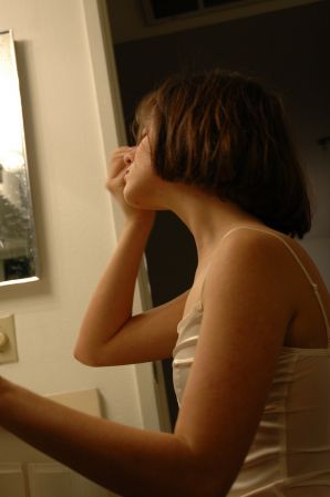 Танцовщица после работы показала упругую попку. Эскиз 14