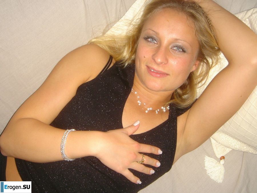 Cute blonde in pink panties showed tight boobs. Part 2. Photo 11