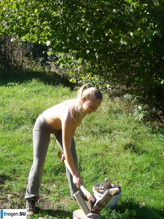 Cute blonde in pink panties showed tight boobs. Part 2. Photo 21