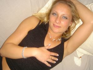 Cute blonde in pink panties showed tight boobs. Part 2. Thumb 11