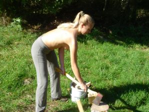 Cute blonde in pink panties showed tight boobs. Part 2. Thumb 20