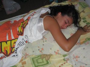 Seductive Latina poses naked on vacation in front of a guy. Thumb 13