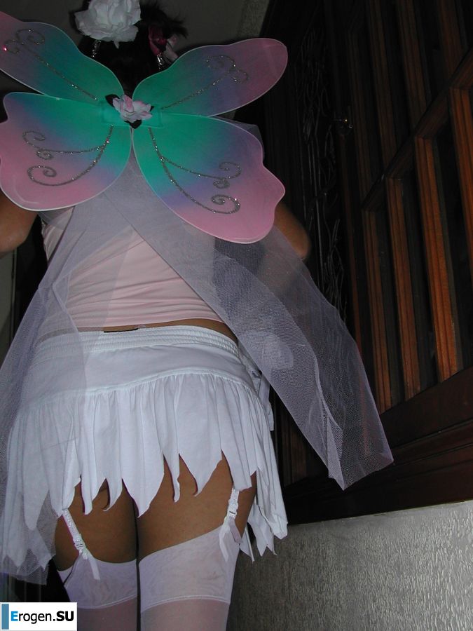 The dancer after work showed an elastic ass. Part 2. Photo 4