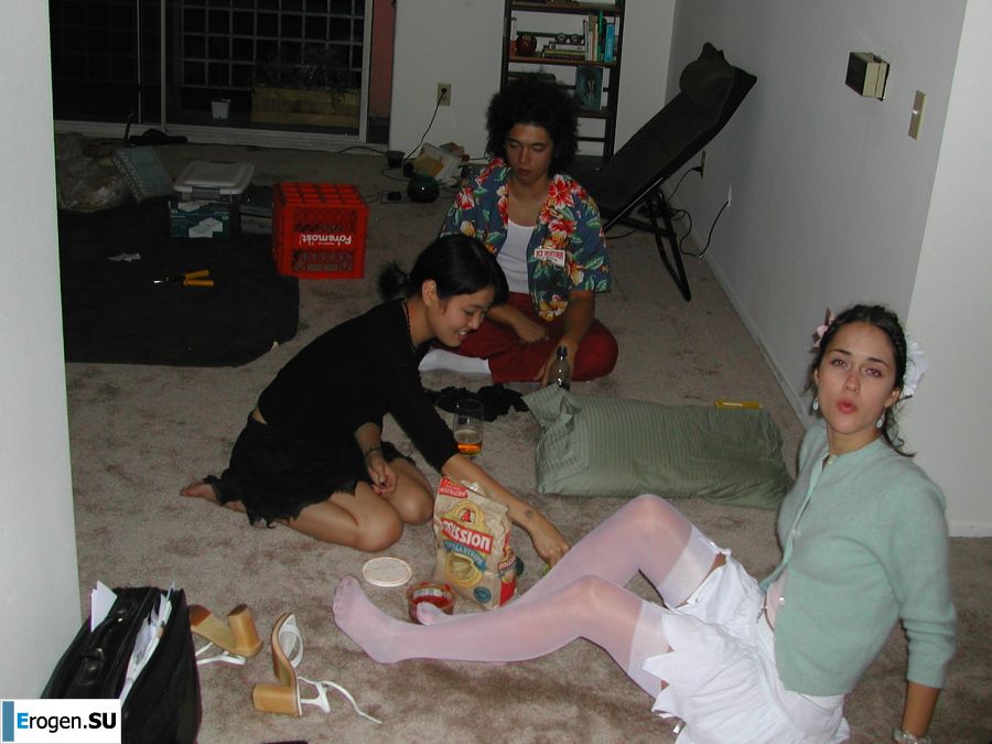 The dancer after work showed an elastic ass. Part 2. Photo 7