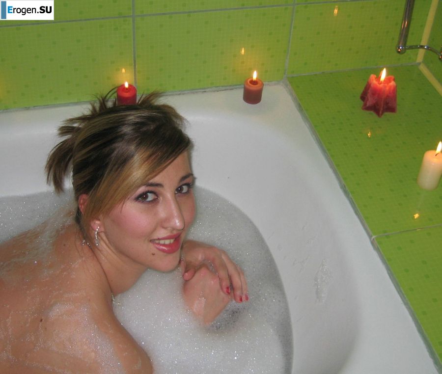 Appetizing sultry slut fingering the nipple in the bathroom. Part 2. Photo 26