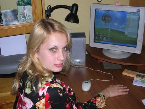 A blonde with a big booty poses in lace underwear. Thumb 14