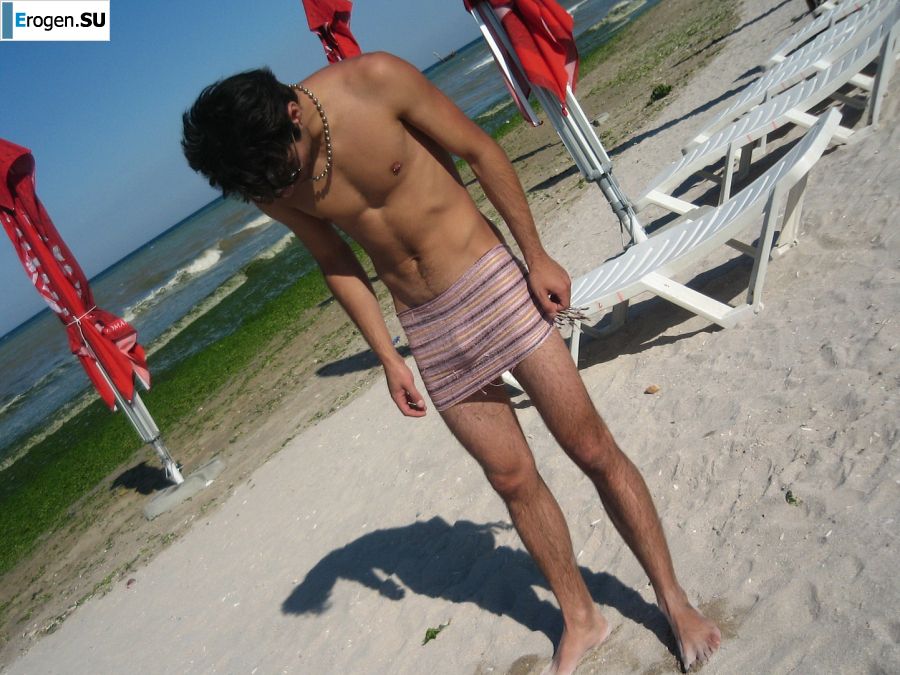 Аппетитные телки проститутки приехали по вызову в пятницу вечером. Фото 36