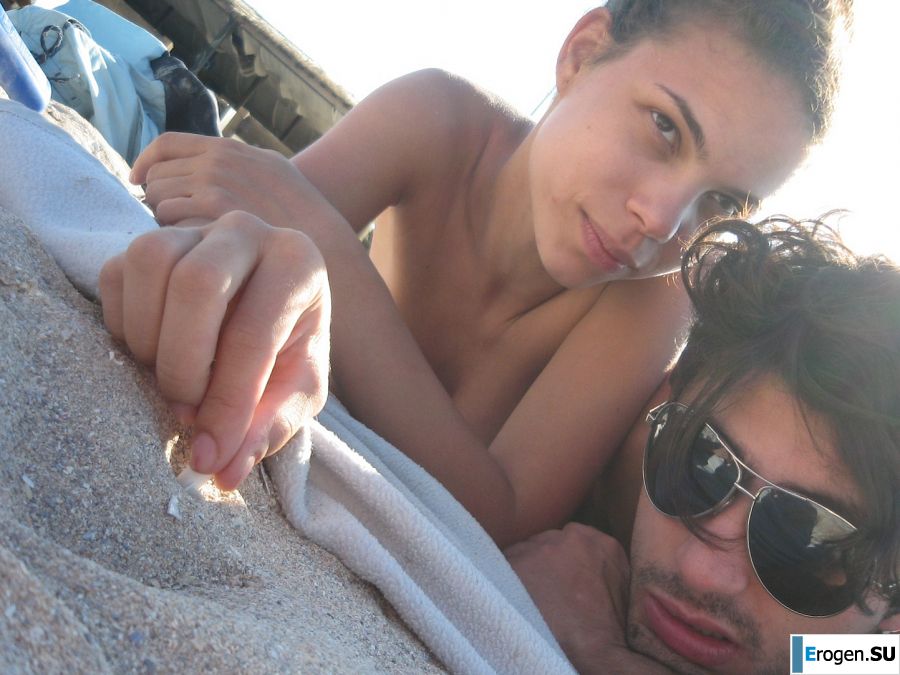 Аппетитные телки проститутки приехали по вызову в пятницу вечером. Фото 38