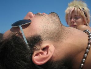 Аппетитные телки проститутки приехали по вызову в пятницу вечером. Эскиз 33