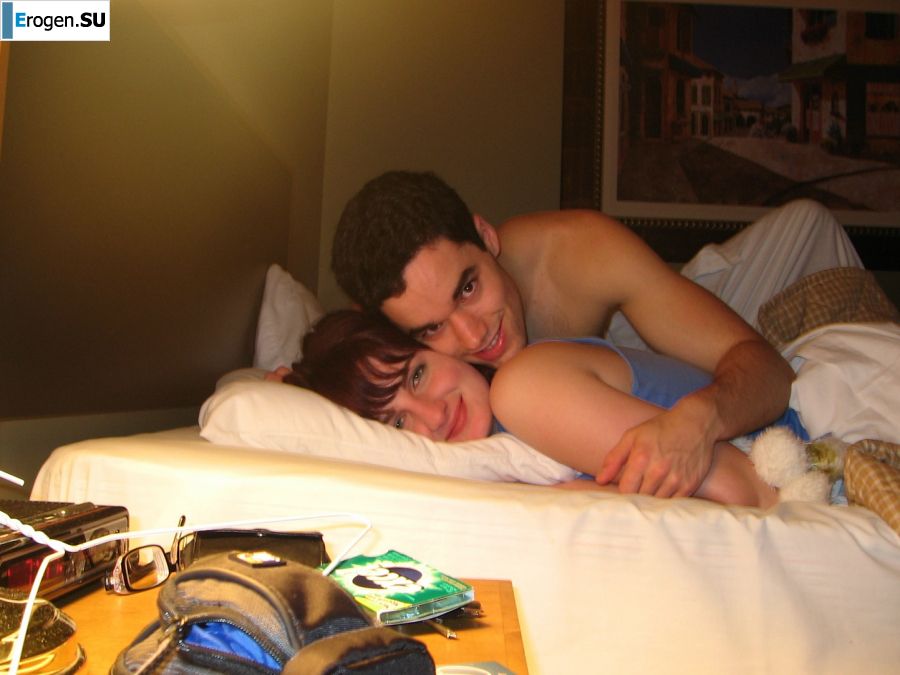 The minx and her boyfriend have sex in front of the camera and are not shy. Photo 45