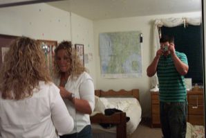 Блондинка с пышными формами показала мужику сиськи и не только. Эскиз 36