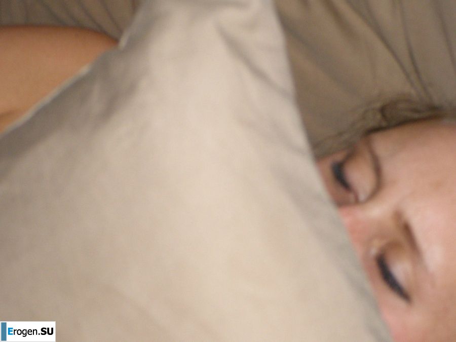 Блондинка в розовых трусиках выпила и раздвинула ноги в биллиардном клубе. Часть 2. Фото 8