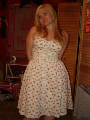Appetizing blonde with lush hips took off her dress. Thumb 13