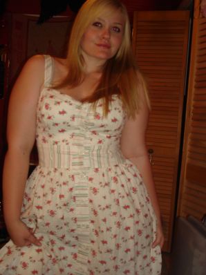 Appetizing blonde with lush hips took off her dress. Thumb 14